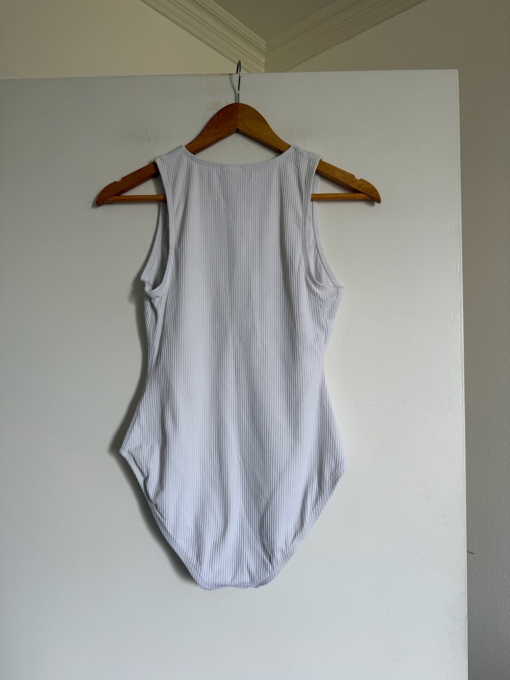 Andie White Swim Malibu One Piece Ribbed Button Swimsuit size Small EUC - Picture 6 of 9
